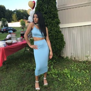 Meet your Posher, Aallison